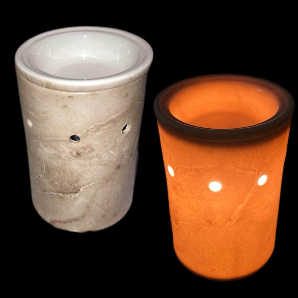 Scentsy Wax Warmer Marble Style Finish earthy tans great condition!